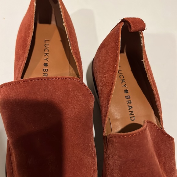 Lucky Brand Mahzan Suede Booties Size 6.5 NWOB - Picture 3 of 7